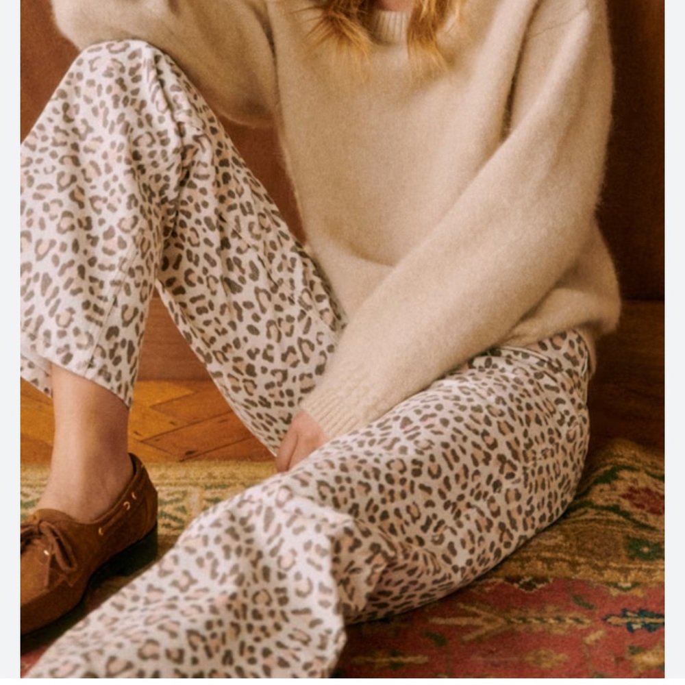 Sézane Wide Leg Trouser in Leopard Print Blonde - Picture 2 of 10